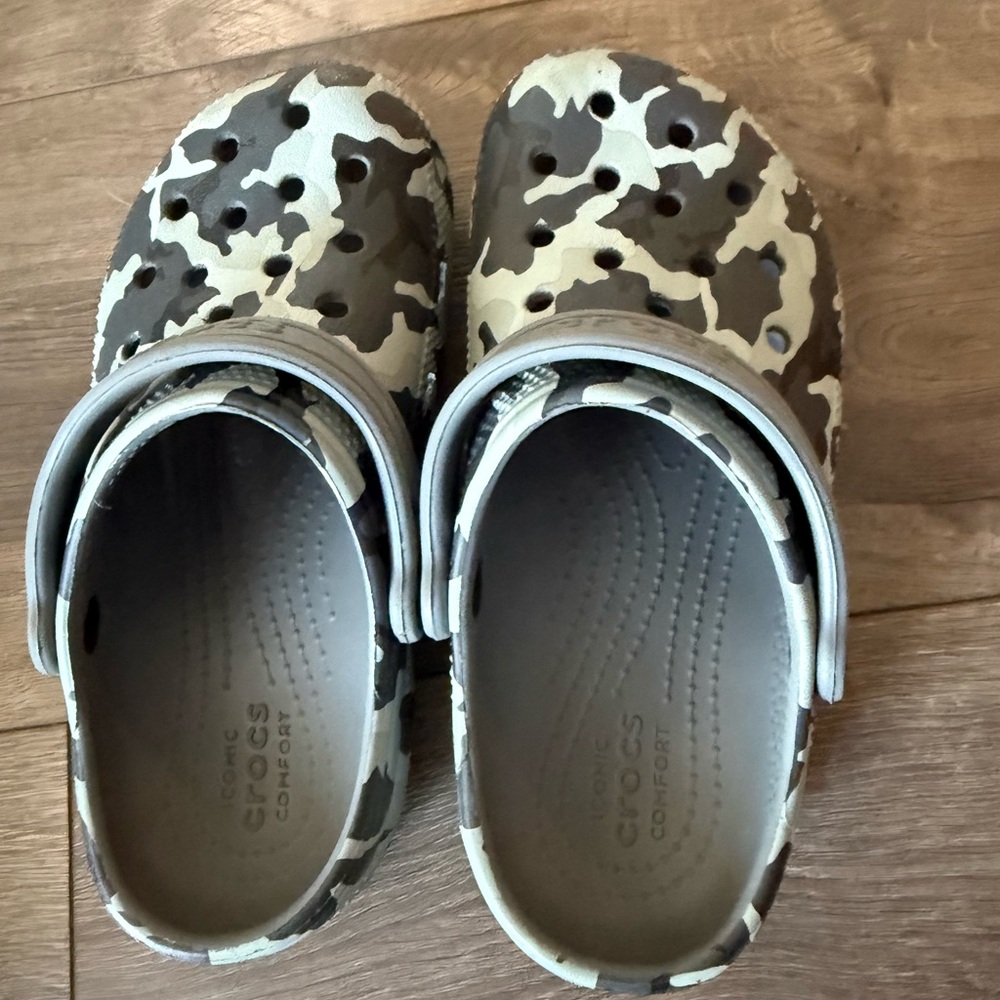 CROCS Kids Camo Slip-On Water Shoes